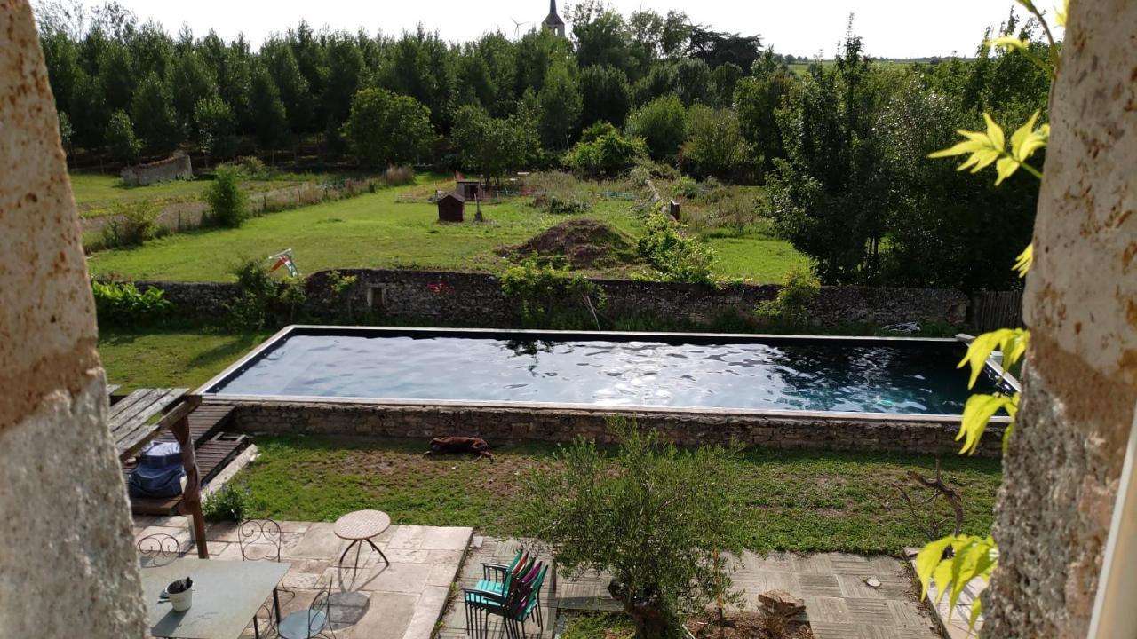 Le Manoir De Gatines Bed & Breakfast Tigne Exterior photo