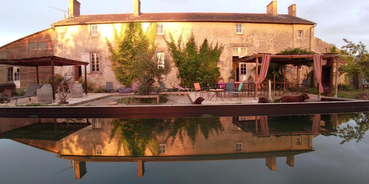 Le Manoir De Gatines Bed & Breakfast Tigne Exterior photo
