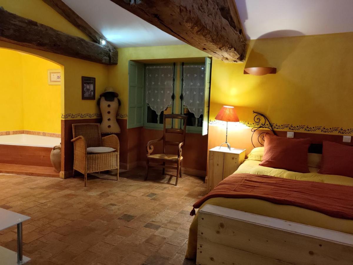 Le Manoir De Gatines Bed & Breakfast Tigne Exterior photo