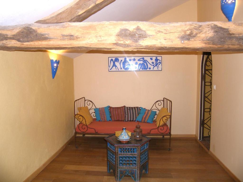 Le Manoir De Gatines Bed & Breakfast Tigne Exterior photo